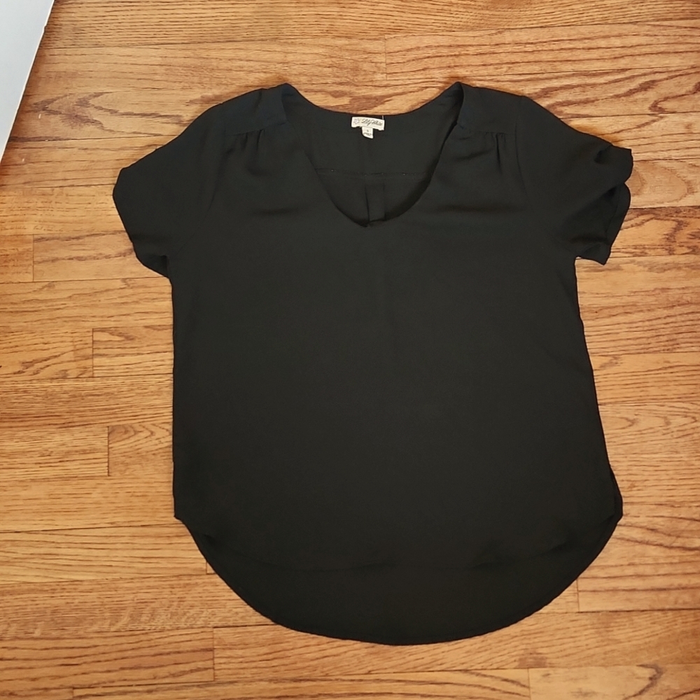 Classic black top